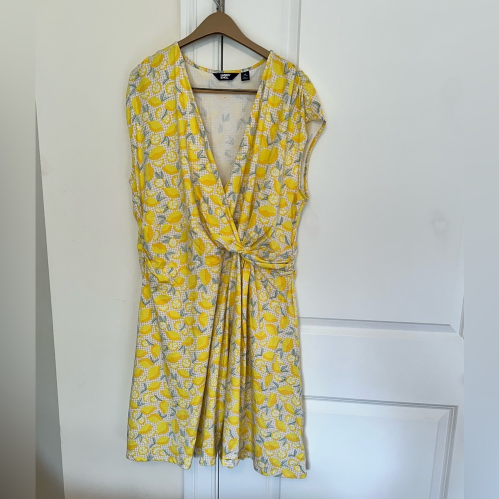 COPY - Lands' End Red Wrap Sundress Sleeveless V-Neck Plus 16W-18W Lemon Print